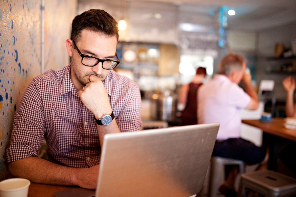 restaurant owner making data driven decisions to improve customer loyalty restaurant owner making data driven decisions to improve customer loyalty